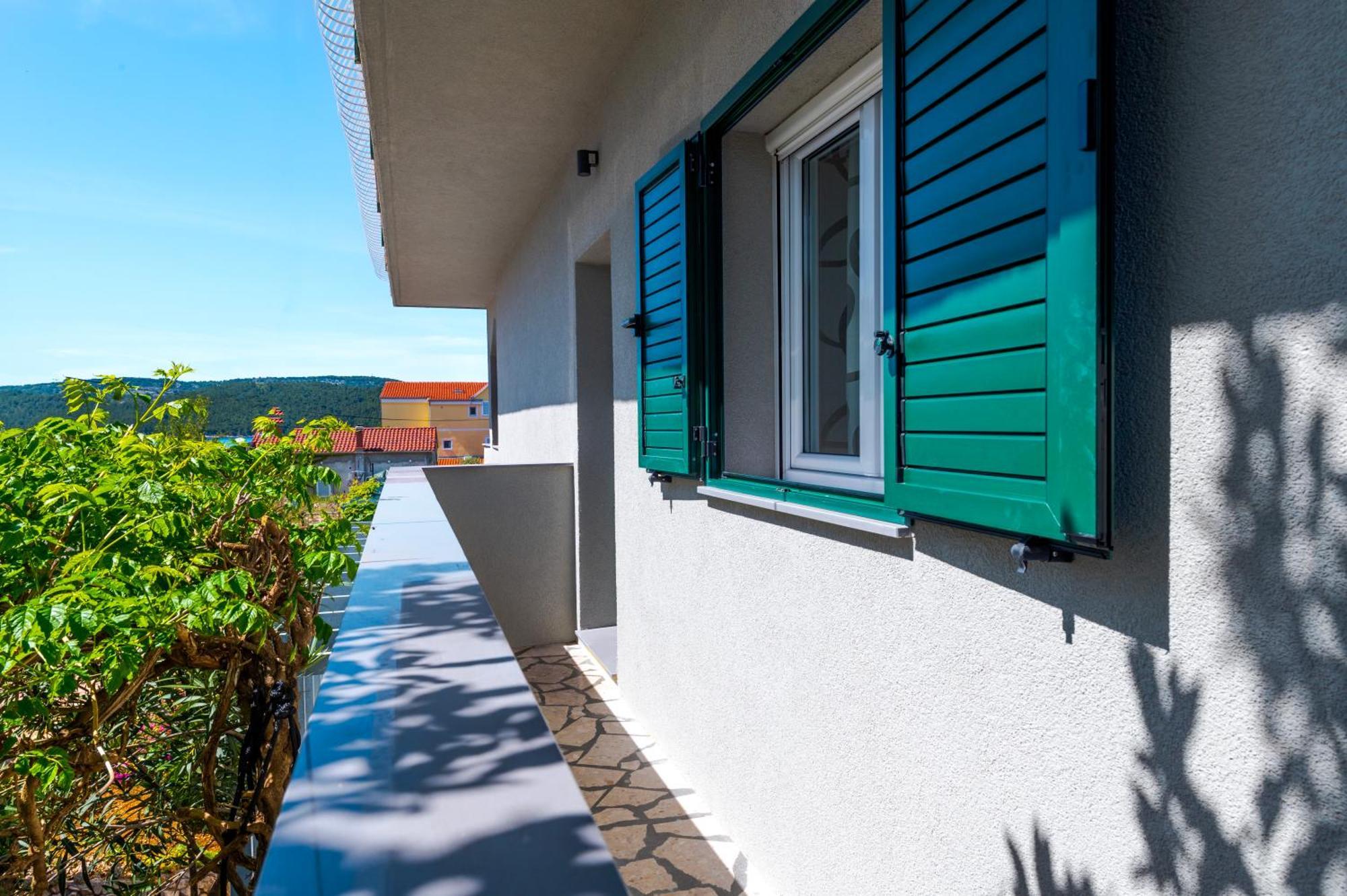 Ojra New Apartment With Seaview Sibenik Exterior photo